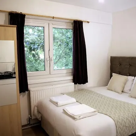 Ensuite With Kitchen Stunning Double-Bed Room In Zone 2 London Exterior photo