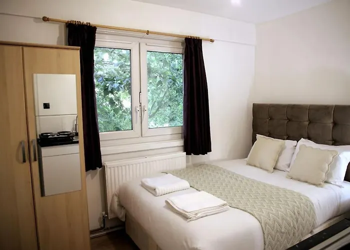Ensuite With Kitchen Stunning Double-Bed Room In Zone 2